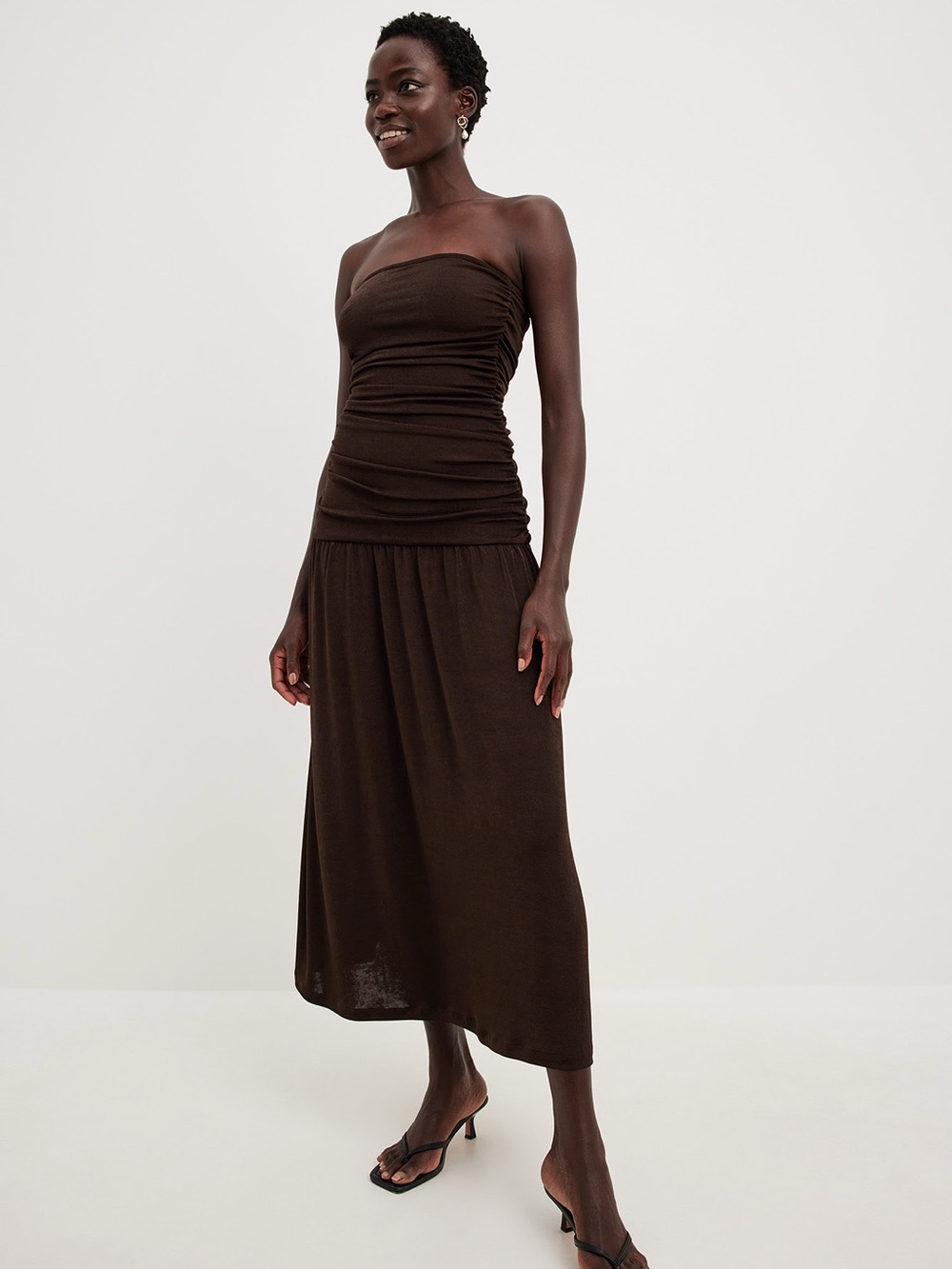 NA-KD Low Cut Draped Tube Dress